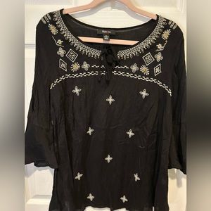 Long Sleeve Embroidered Top.